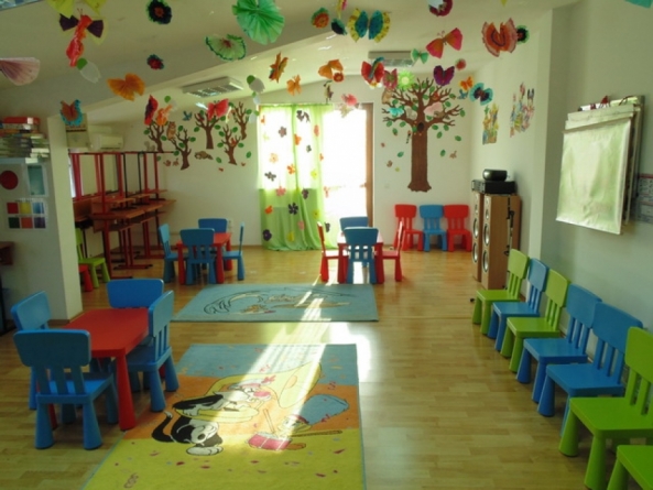 Înscrierea copiilor la grădiniță începe pe 31 mai, iar reînscrierile pe 17 mai