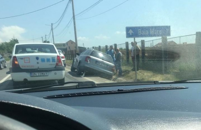 Când n-ai loc de parcare merge și-n șanț se pare