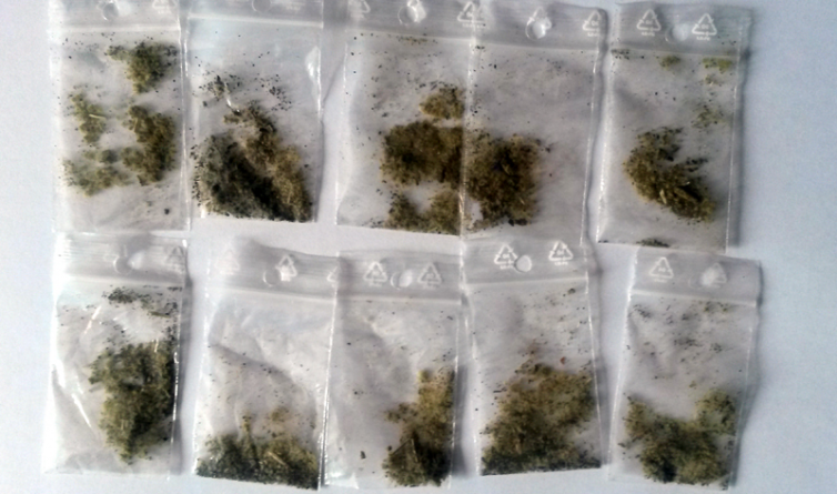 Plicuri care aduc vești proaste: cele cu substanțe interzise