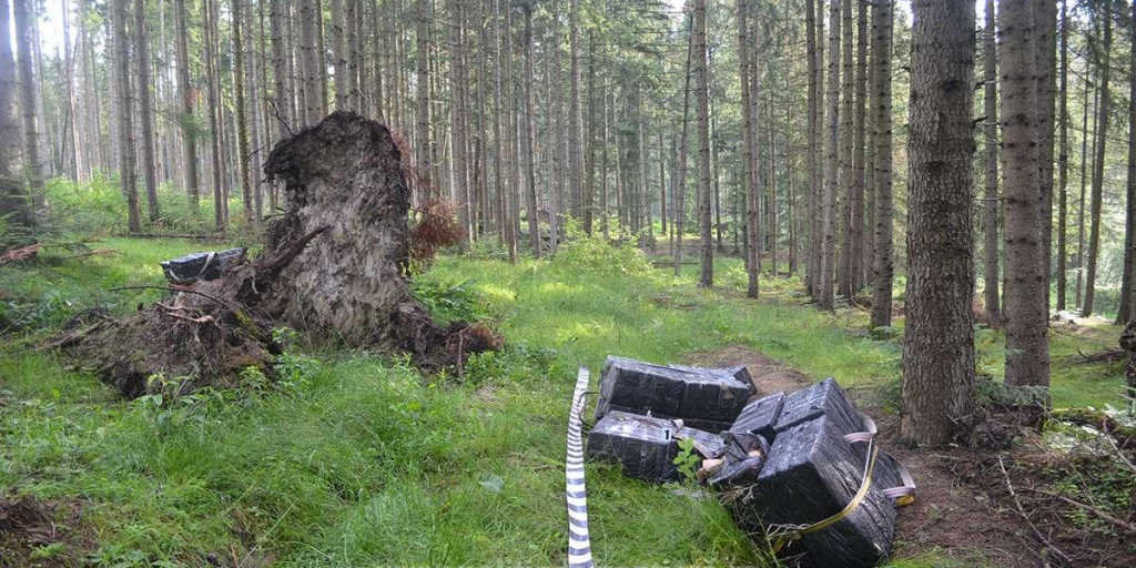 Străjerii țării i-au pierdut pe contrabandiști taman în localitatea Straja