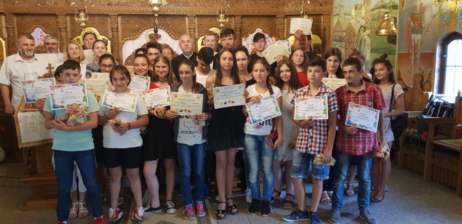 Dascălii voluntari, premiați de Asociația ”Sf. Iosif Mărturisitorul”