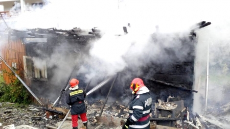 Aproape 3.900 de incendii în două luni și jumătate