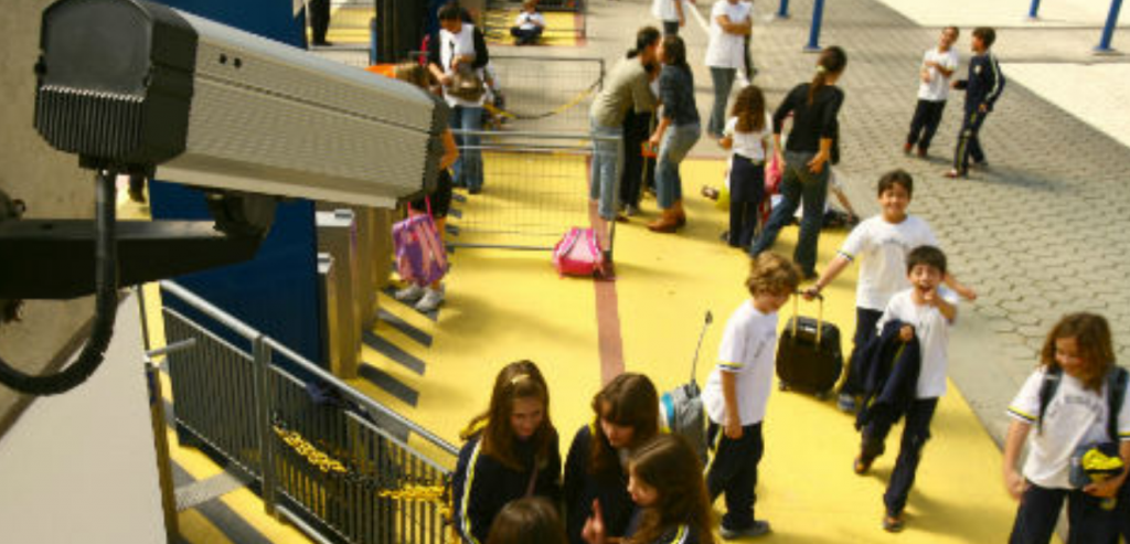 Cu siguranță, mai sunt lucruri de făcut pentru creșterea gradului de siguranță în școli