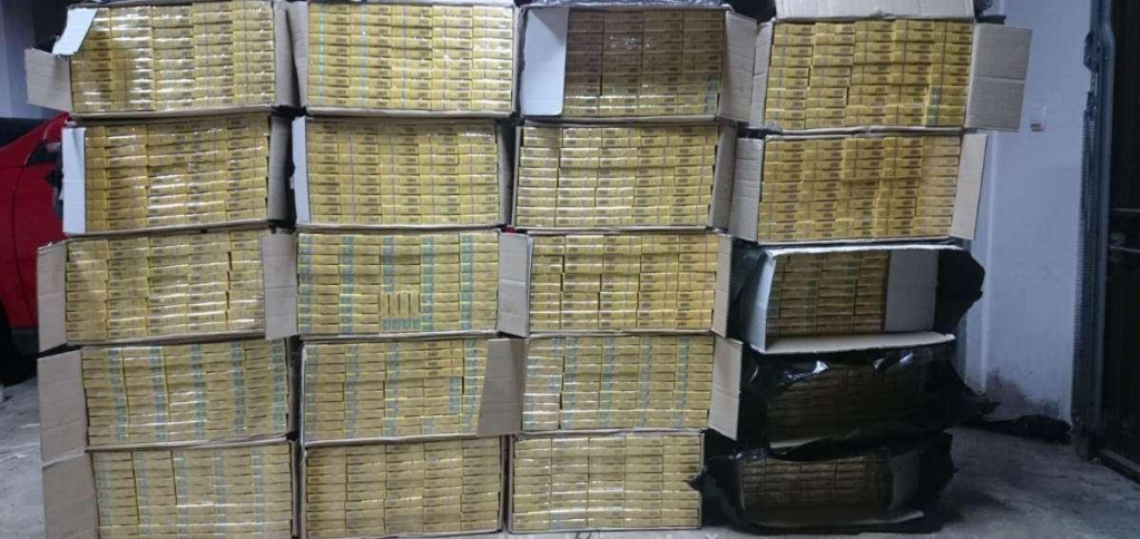 În 2021: Aproximativ 2.000.000 de pachete cu ţigări de contrabandă au fost confiscate la frontiera de nord a României