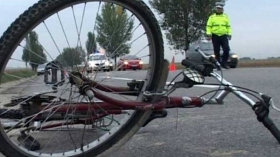 Un biciclist a fost accidentat mortal de un șofer beat, care a fugit de la locul faptei