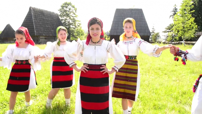 O piesă de suflet, dedicată părinților plecați în străinătate (VIDEO)