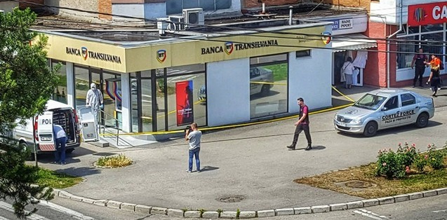 Unul dintre cei doi autori ai jafului de la Banca Transilvania a fost arestat