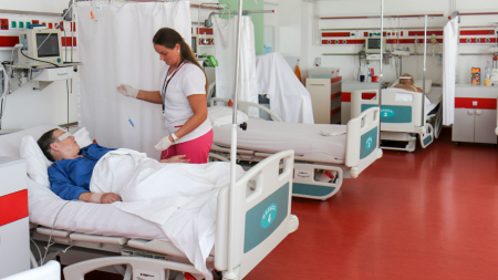 133 de pacienți s-au ales cu infecții în unitățile spitalicești din județ