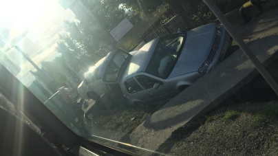 Parcări ciudate  în Recea (GALERIE FOTO)