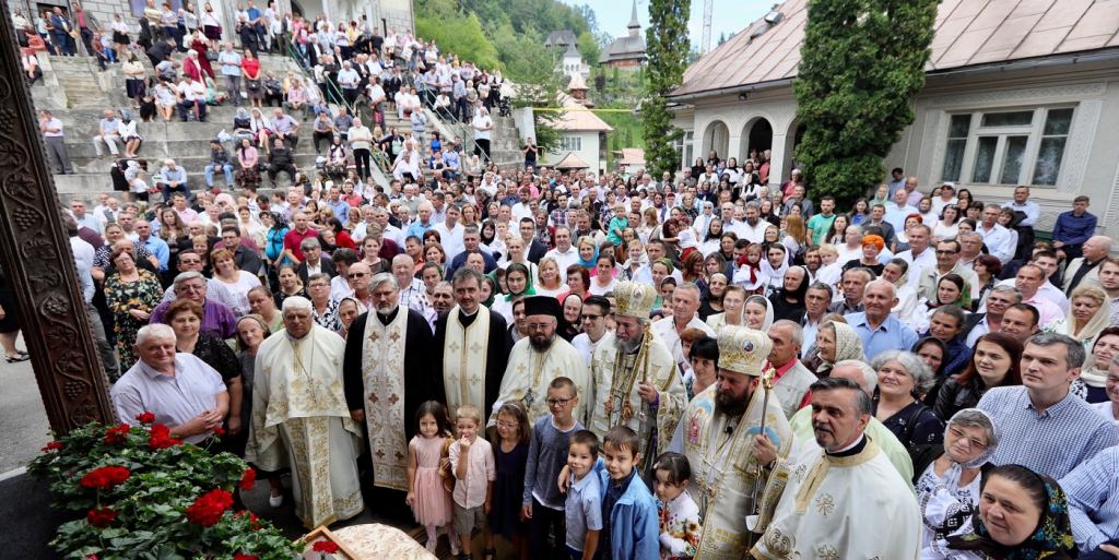 De ce Mănăstirea Rohia e un dar al Marii Unirii (GALERIE FOTO)
