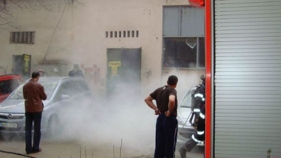 Un transformator electric din Baia Mare a luat foc