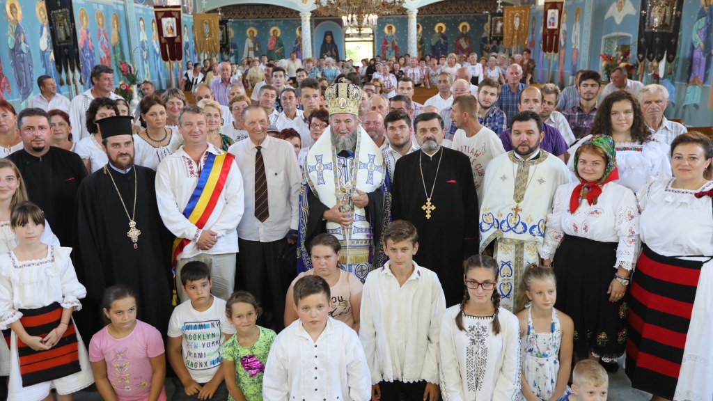 Episcopul Iustin i-a îndemnat pe credincioși la pelerinaj la mănăstiri de sărbătoarea Adormirii Maicii Domnului
