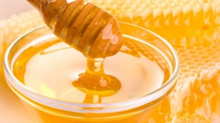 Se scumpește mierea