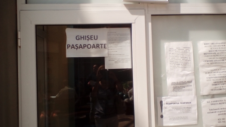 La permise și pașapoarte nu e minivacanță de sărbătoarea Adormirii Maicii Domnului