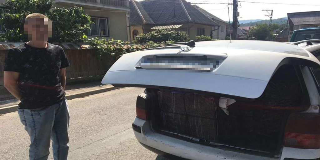 Avea în mașină vreo 7000 de pachete de țigări, dar niciun permis de conducere