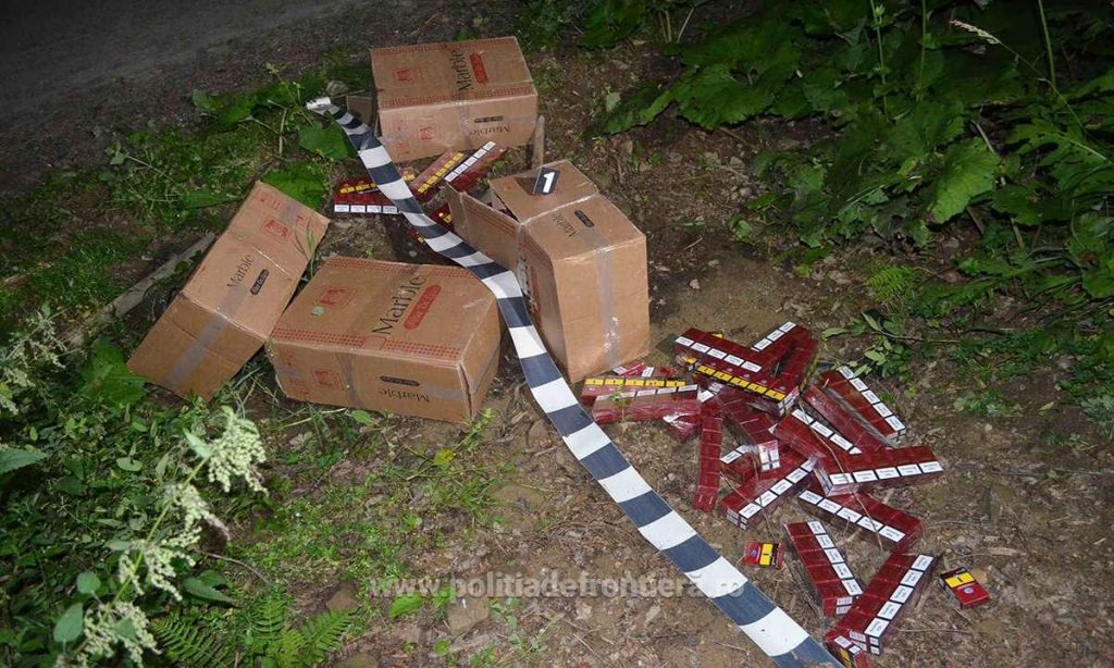 Țigări de contrabandă găsite în rezervoarele de apă ale unei locomotive
