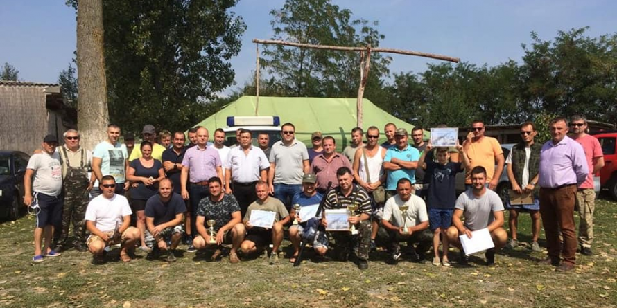 Un echipaj al ISU Maramureș, surprins că s-a ”bronzat” la pescuit