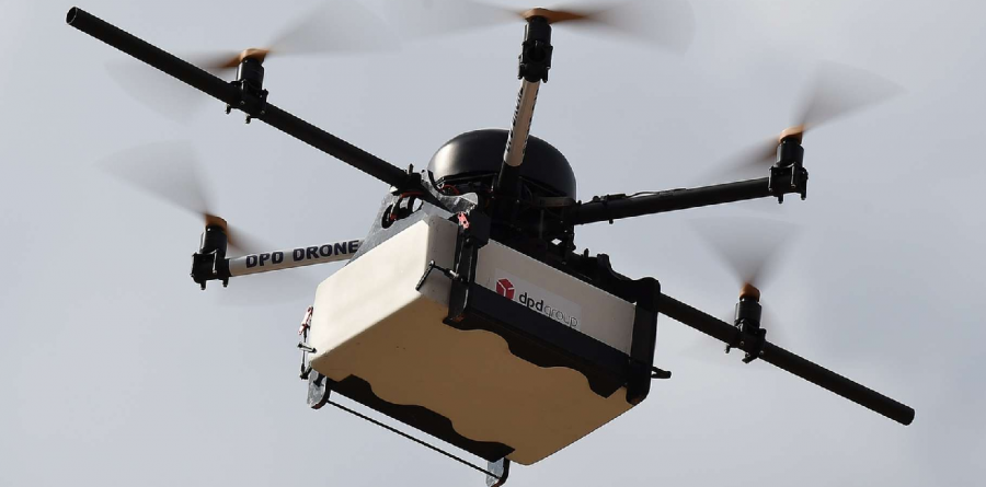 Prinde drona, scoate-i ochii!