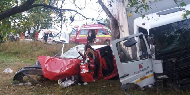 Patru victime, trei mașini și un singur accident