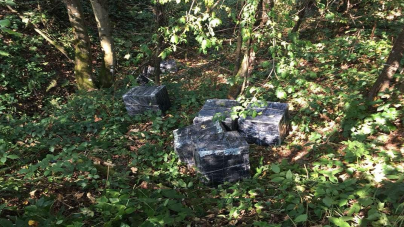 La granița de nord, tutunul crește gata… ambalat