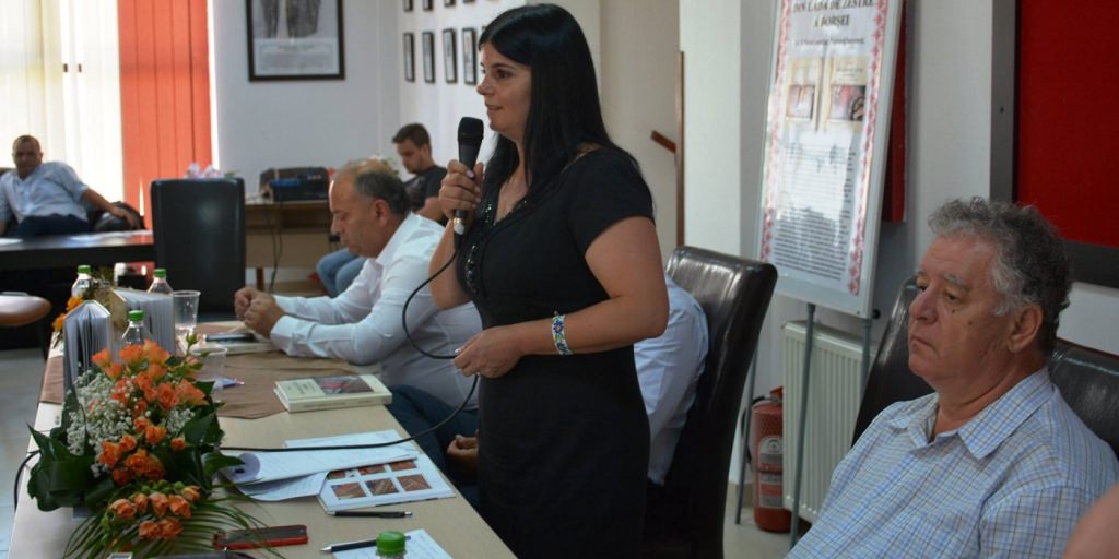 Bătălia pentru imortalizarea costumului popular din Borșa (GALERIE FOTO)