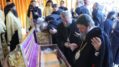 PS Părinte Episcop Iustin a luat-o pe ”Calea Sfinților”