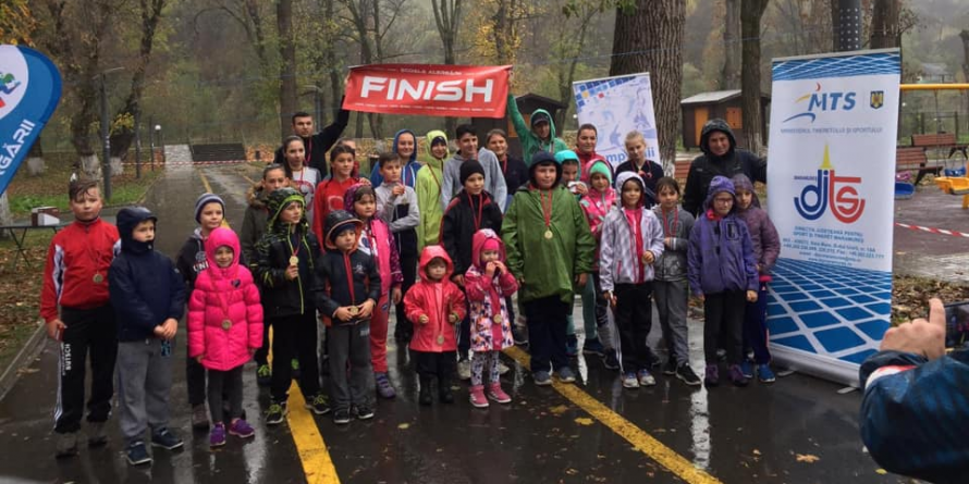 Toți alergătorii au fost declarați câștigători la „Cupa Marmația la cros”