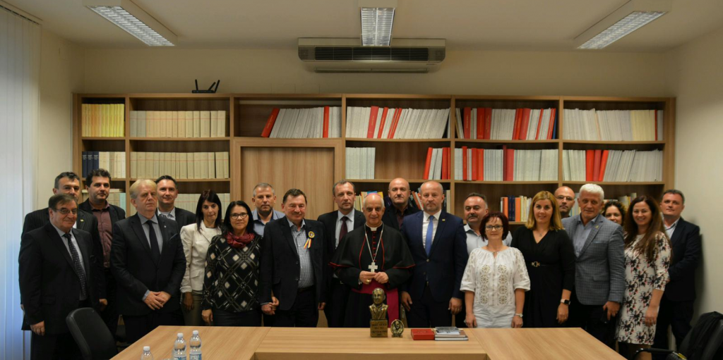 Universitarii maramureșeni vorbesc la Roma și Vatican despre Vasile Lucaciu