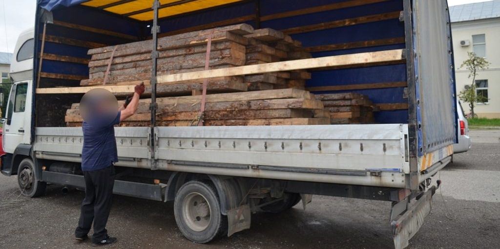 N-a ținut șmecheria, așa că niște cherestea a fost confiscată