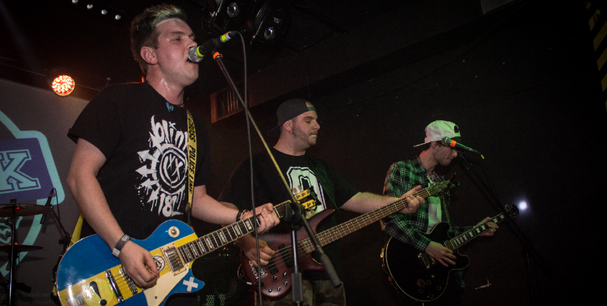 Trupei  băimărene Ska-nk  ”Arată-i c-o…iu” (VIDEO)