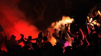 Dictatura nătărăilor cu torțe