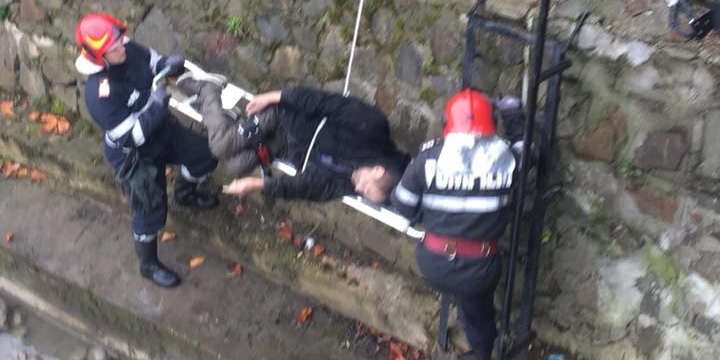 Cadavru descoperit în râul Săsar