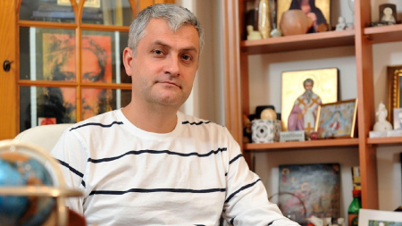Dr. Ovidiu Dragoș Argeșanu –  consultații și inițieri Reiki în Baia Mare