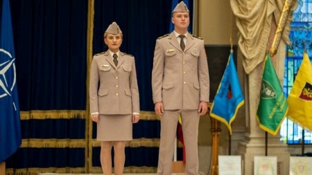 Uniforme noi pentru militari, create de furnizorul oficial al Casei regale