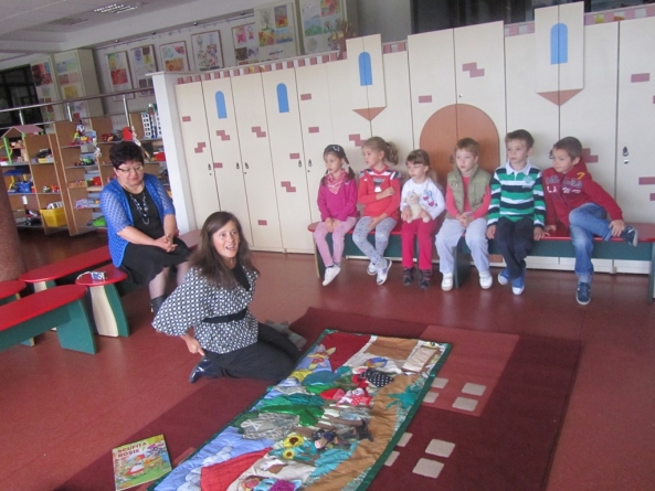 ”100 de copii sărbătoresc Centenarul” în bibliotecă