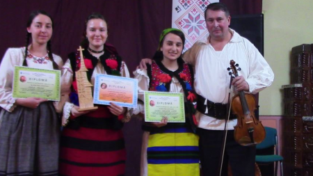 Laureații concursului de interpretare a cântecului popular din Maramureș ”Viorel Costin”
