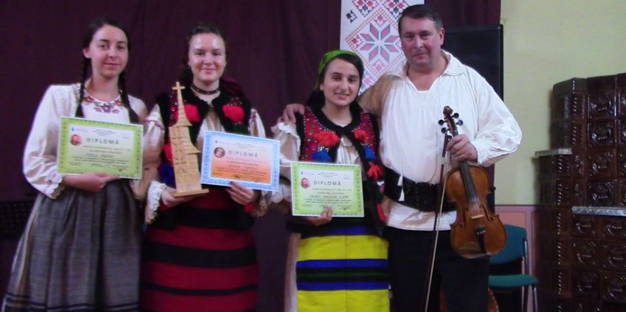 Laureații concursului de interpretare a cântecului popular din Maramureș ”Viorel Costin”