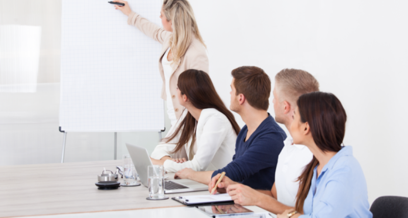 Curs gratuit de management la CUNBM