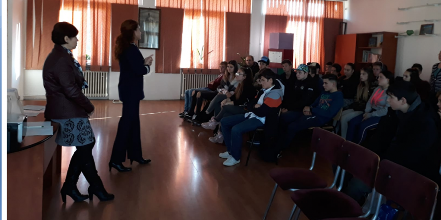 Jumătate dintre adolescenți beau și un sfert fumează