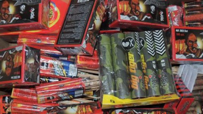 Percheziție domiciliară în Baia Mare: 270 de kilograme de articole pirotehnice confiscate