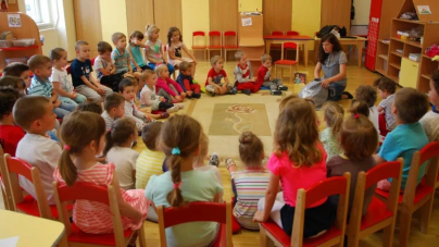 „România, La mulți ani!” – urare de la preșcolari