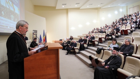 Biserica susține că e singura instituție ce are un proiect de țară