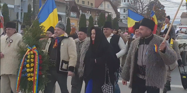 Delegația maramureșeană l-a cinstit cum se cuvine pe singurul erou-martir al Marii Uniri (GALERIE FOTO)