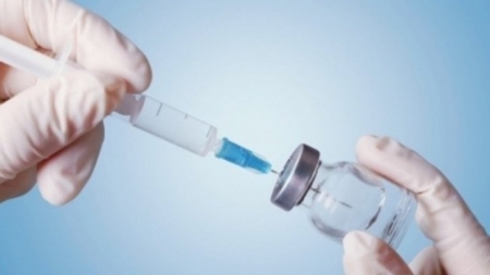 Începe vaccinarea gratuită împotriva HPV