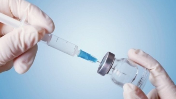 Cine ar putea beneficia de cele 10 milioane de doze de vaccin anti-COVID cerute de România? Explicațiile ministrului Tătaru