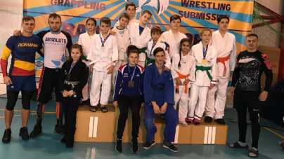 5 medalii de aur la jiu jitsu pentru sportivii maramureșeni (GALERIE FOTO)