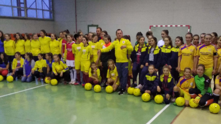 Independența Baia Mare a câștigat Cupa „Moș Nicolae„ la fotbal feminin