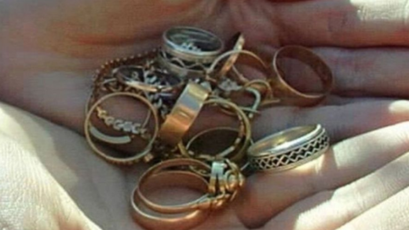 Proprietarii au imobilizat hoața și au predat-o polițiștilor