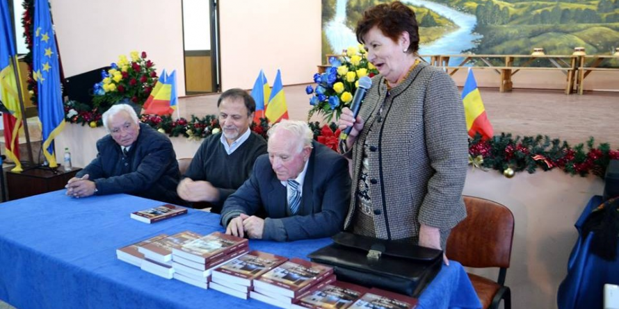 ”Dascăli din Țara Codrului”, o carte-document lansată în Fărcașa