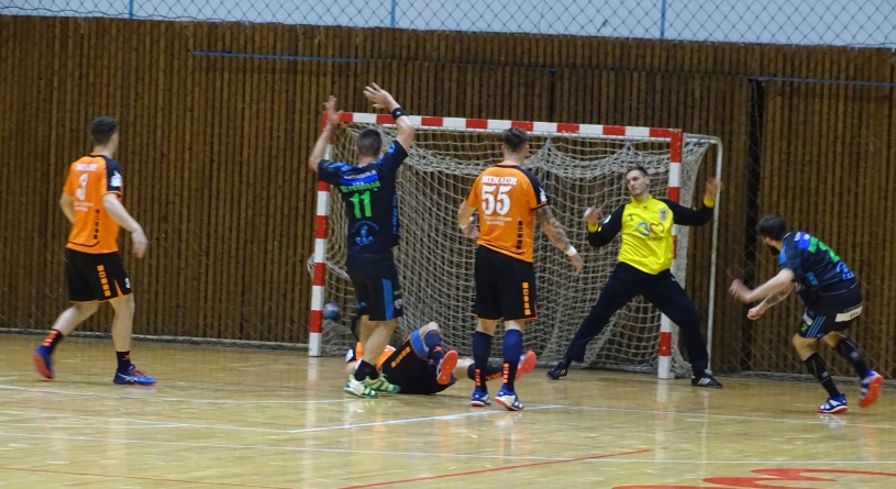 Egal cu cântec, după lansarea imnului Minaurului (GALERIE FOTO)